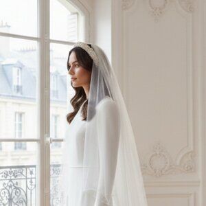 Elegant Vintage Pearl-Embellished Headband And Wedding Veil